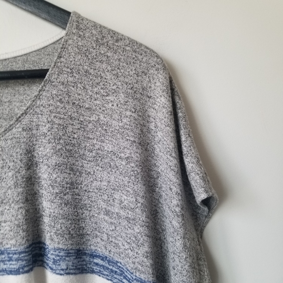 Aritzia wilfred free Lorelei grey striped dress - Picture 7 of 11